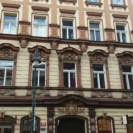Apartment Petrska 8 *
